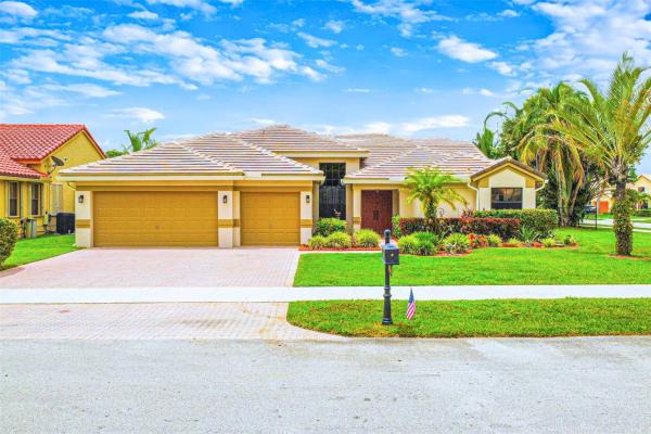 The Ridge On Nob Hill, 9760 Ridge Walk Ct, Davie, Florida 33328, image 1