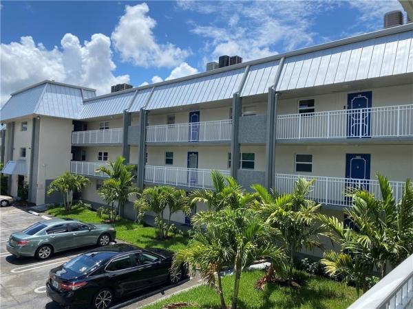 Foxwood Hollow At Coral Springs, 2980 Riverside Dr #232, Coral Springs, Florida 33065, image 1