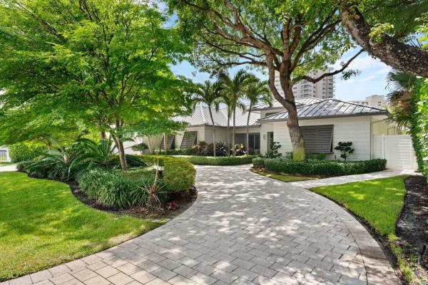 Harbor Beach, 1206 E Lake Dr, Fort Lauderdale, Florida 33316, image 1