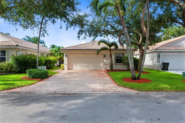 Lake St Croix At Indigo Lakes, 5411 NW 49th Ct, Coconut Creek, Florida 33073, image 1