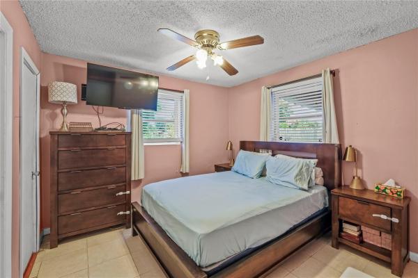 Sunrise Golf Village, 6271 NW 19th St, Sunrise, Florida 33313, image 2