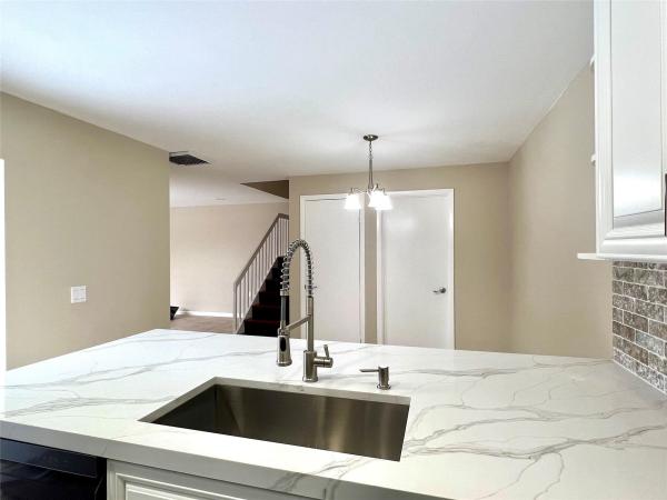 Village Of Sandalwood Lakes South, 5508 55th Way, West Palm Beach, Florida 33409, image 1