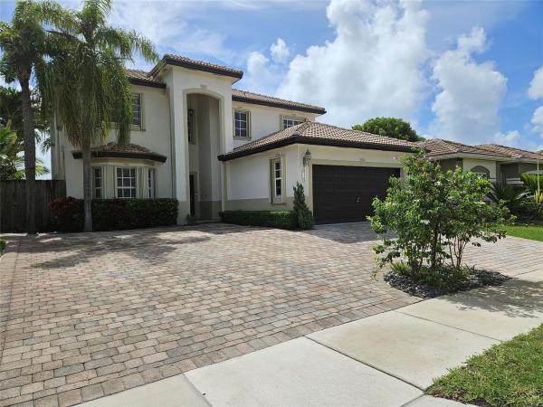 Pelican Bay At Old Cutler Lakes, 21121 SW 88th Ct, Cutler Bay, Florida 33189, image 1