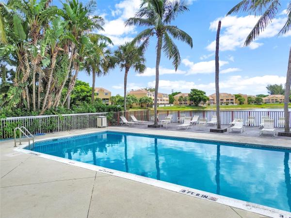 Villas At Lakeview, 5200 NW 31st Ave #51, Fort Lauderdale, Florida 33309, image 1
