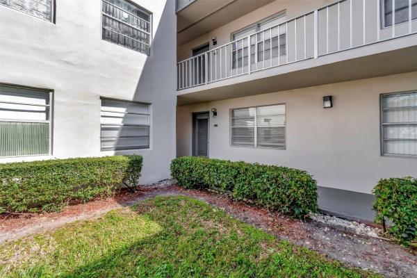Burgundy At Kings Point, 292 Burgundy G, Delray Beach, Florida 33484, image 2
