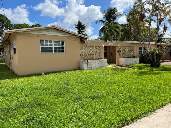 Sunny Lakes Estates, 1730 NW 170th Ter, Miami Gardens, Florida 33056, image 1