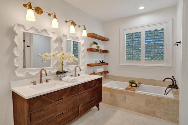 Pinewood Place, 517 SW 9th St #A, Fort Lauderdale, Florida 33315, image 2