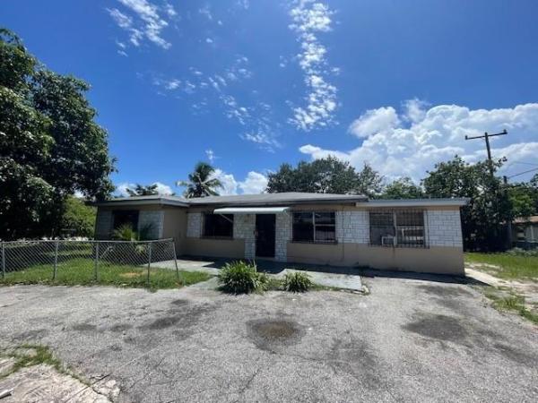 Highview Gardens, 13900 NW 8th Ave, Golden Glades, Florida 33168, image 1