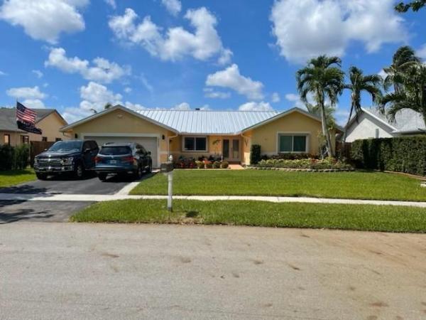 Rolling Hills Lake Estates, 8520 SW 27th Pl, Davie, Florida 33328, image 1