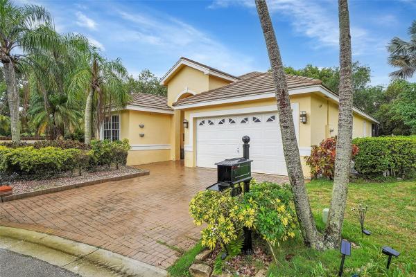 The Hamptons, 12132 Glenmore Dr, Coral Springs, Florida 33071, image 1