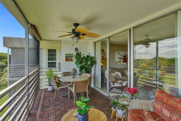Palm-Aire Country Club 9, 821 Cypress Blvd #512, Pompano Beach, Florida 33069, image 2