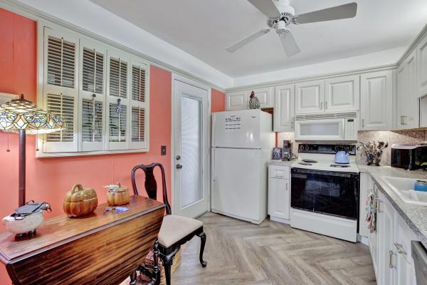 Meadowbrook Lakes, 201 SE 11th Ter #204, Dania Beach, Florida 33004, image 1