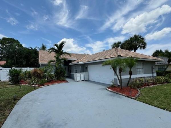 Sabal Lakes, 3733 S Lancewood Pl, Delray Beach, Florida 33445, image 1