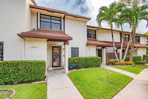 Golden Raintree 5, 4340 Carambola Cir #703, Coconut Creek, Florida 33066, image 1