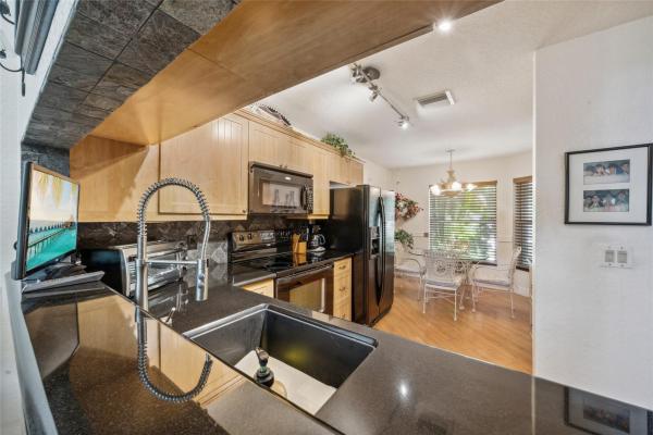 Fairway Views, 7558 S Pinewalk Dr #7558, Margate, Florida 33063, image 2