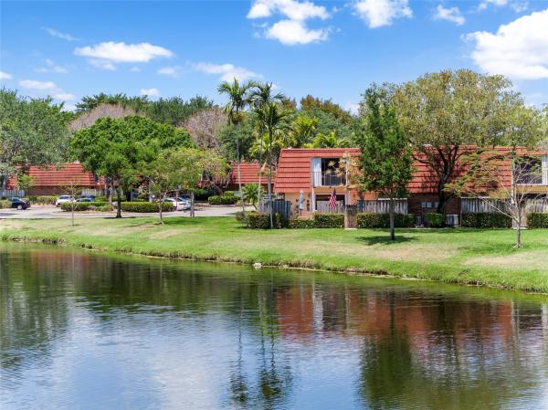 Waterford Courtyards At Jacaranda, 9952 NW 6th Pl, Plantation, Florida 33324, image 1