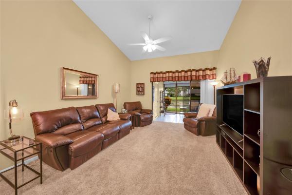Karanda Village 6, 3777 NW 35th St #1560, Coconut Creek, Florida 33066, image 1