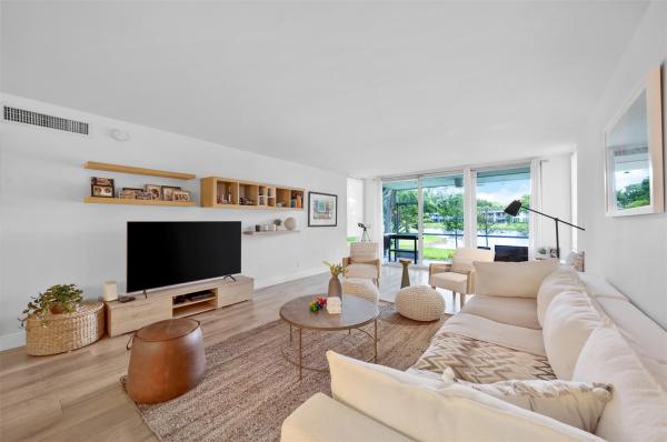 Oaks Terrace At Palm-Aire, 4280 Oaks Ter #104, Pompano Beach, Florida 33069, image 1