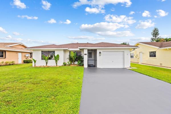 Spring Lake, 8240 NW 98th Ave, Tamarac, Florida 33321, image 1