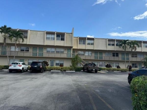 Village Green Of Boca Raton, 9500 SW 3rd St #102, Boca Raton, Florida 33428, image 1