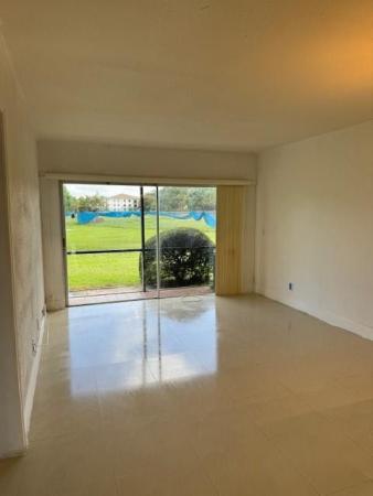 Village Green Of Boca Raton, 9500 SW 3rd St #102, Boca Raton, Florida 33428, image 3