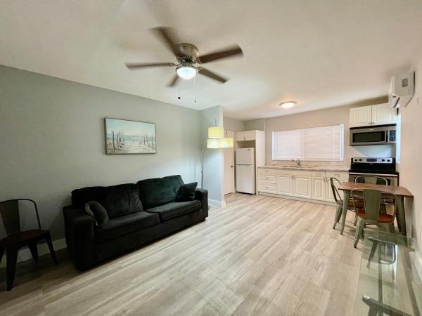 Jasmine Terrace, 828 NE 17th Ave #3, Fort Lauderdale, Florida 33304, image 1