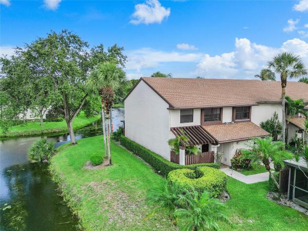 Golden Raintree 5, 4377 Carambola Cir North, Coconut Creek, Florida 33066, image 1