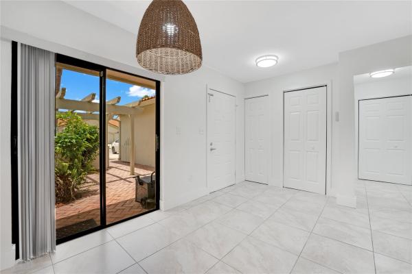 Tiburon 2, 21560 Coronado Ave, Boca Raton, Florida 33433, image 2