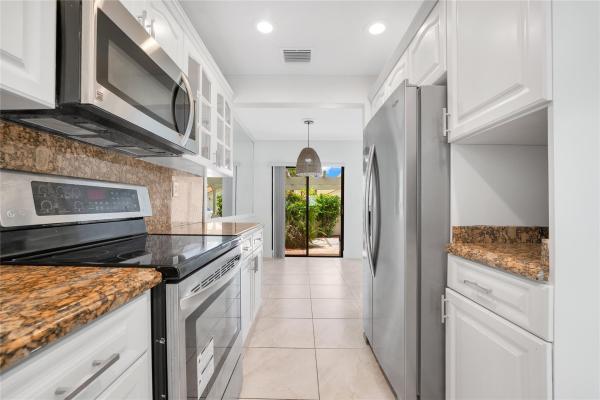 Tiburon 2, 21560 Coronado Ave, Boca Raton, Florida 33433, image 1