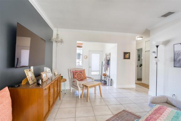 Garden Terrace, 1110 N 16th Ave #1B, Hollywood, Florida 33020, image 3