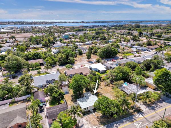 Tropical Terrace, 7862 Overlook Rd, Lake Worth, Florida 33462, image 2