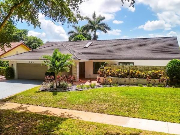 Woodlake Of Deer Creek, 355 Woodlake Ln, Deerfield Beach, Florida 33442, image 1