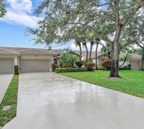 Water's Edge At Lake Charleston, 7428 Rockbridge Cir #7428, Lake Worth Beach, Florida 33467, image 1