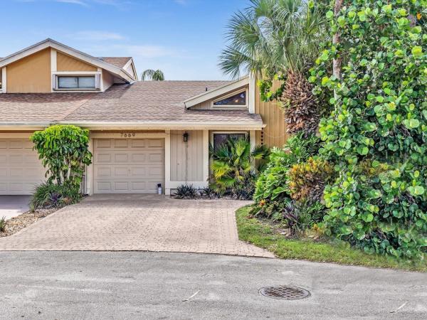 Sierra Del Mar, 7669 Sierra Ter #7669, Boca Raton, Florida 33433, image 1
