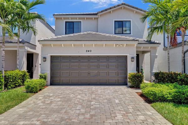 Vantage At Palm-Aire, 240 NW 36th Ave, Pompano Beach, Florida 33069, image 1