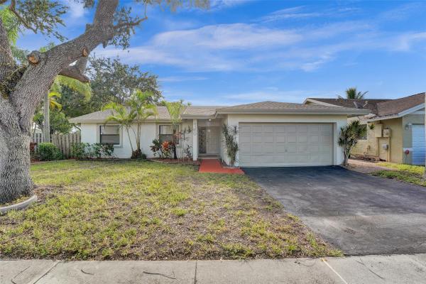 Isles Of Welleby, 4150 NW 96th Ter, Sunrise, Florida 33351, image 1