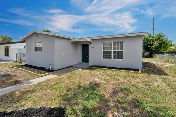 Rolling Green Ridge, 200 Ocean Pkwy, Boynton Beach, Florida 33435, image 1