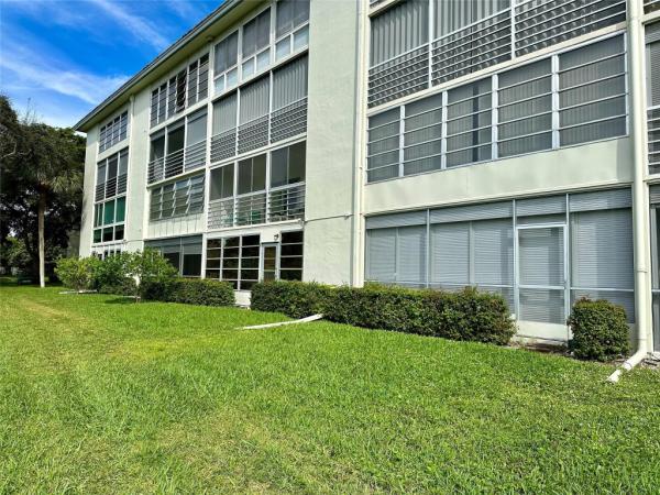 Antigua Village, 2503 Antigua Ter #H1, Coconut Creek, Florida 33066, image 1