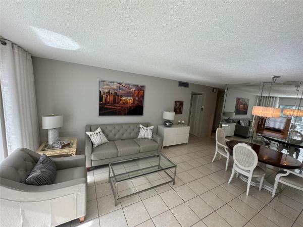Fairways, 500 NE 14th Ave #206, Hallandale Beach, Florida 33009, image 1