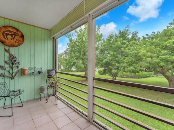 Royal Park, 103 Royal Park Dr #2D, Oakland Park, Florida 33309, image 1