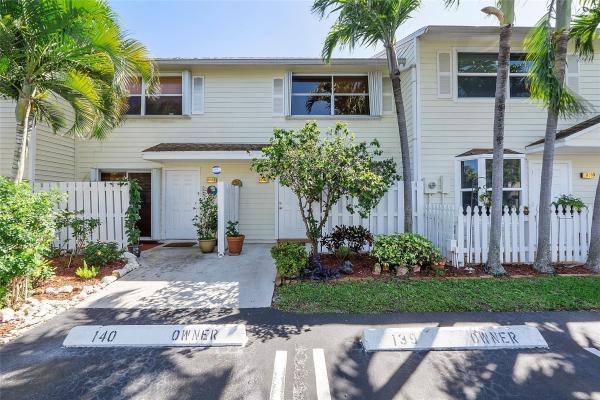 Sun Harbour Townhomes, 2601 NE 15th St, Pompano Beach, Florida 33062, image 1