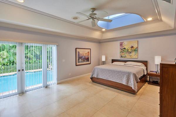 Pine Tree Golf Club, 4606 Gleneagles Dr, Boynton Beach, Florida 33436, image 1