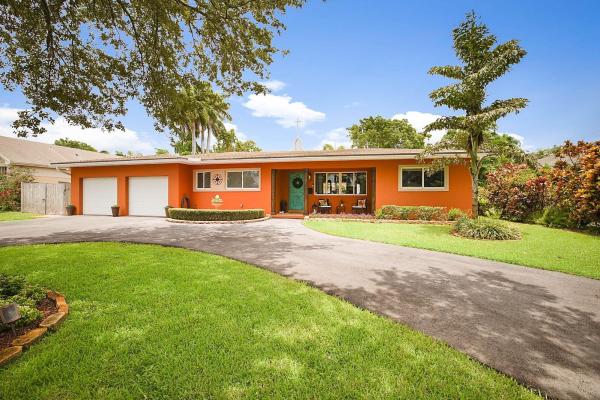 Pine Crest, 901 NE 3rd St, Pompano Beach, Florida 33060, image 1