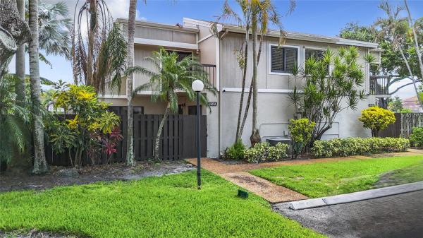 Lago West, 13296 Nw 5th Ct, Plantation, Florida 33325, image 1