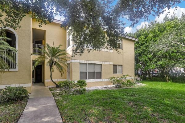 Isles At Lago Mar, 13090 Vista Isles Dr #118, Plantation, Florida 33325, image 1