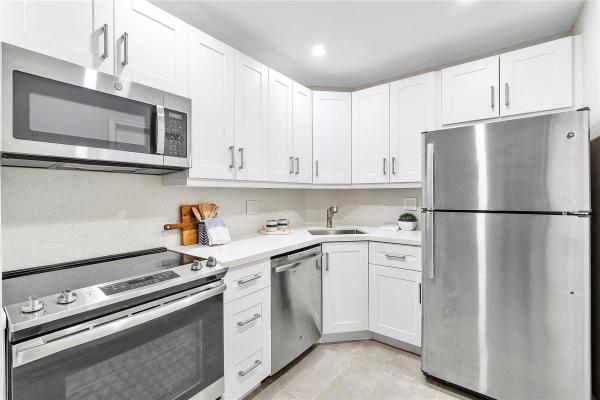 Manor Grove Village, 12 NE 19th Ct #209A, Wilton Manors, Florida 33305, image 1