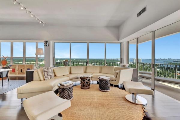 The Palm Bay Yacht Club, 780 NE 69th St #T-1B, Miami, Florida 33138, image 2
