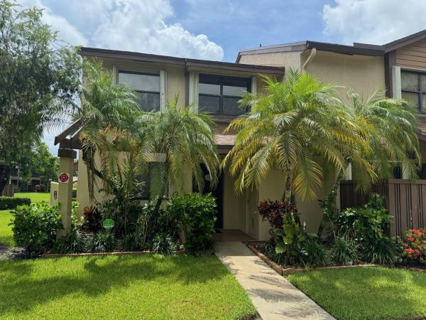 Karanda Village 3, 3961 Cocoplum Cir #3659, Coconut Creek, Florida 33063, image 1