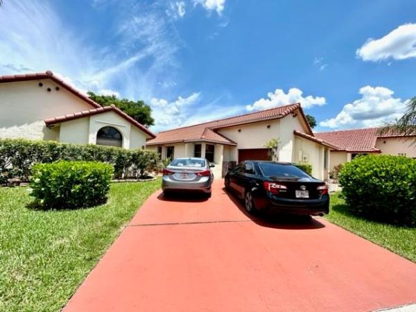 Pasadena Pool Homes At Pembroke Lakes South, 721 SW 113th Ter, Pembroke Pines, Florida 33025, image 1