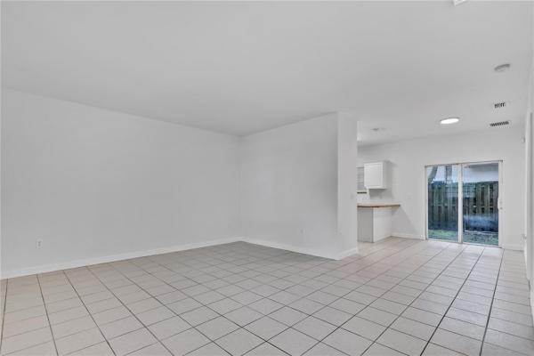 Caribbean Isles Villas, 2730 NE 4th St #105, Homestead, Florida 33033, image 1